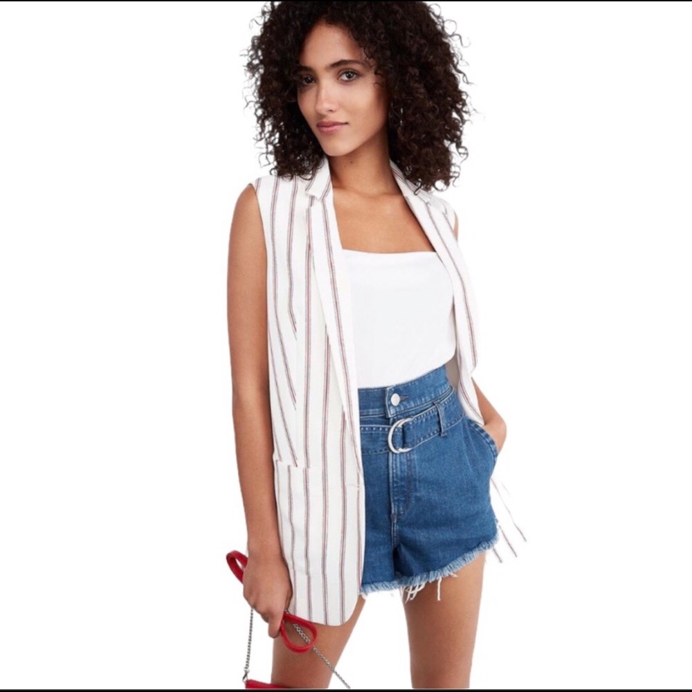 𝗡𝗪T 𝗘𝘅𝗽𝗿𝗲𝘀𝘀 🤍❤️ Sleeveless Pinstripe Boyfriend Blazer Size XL